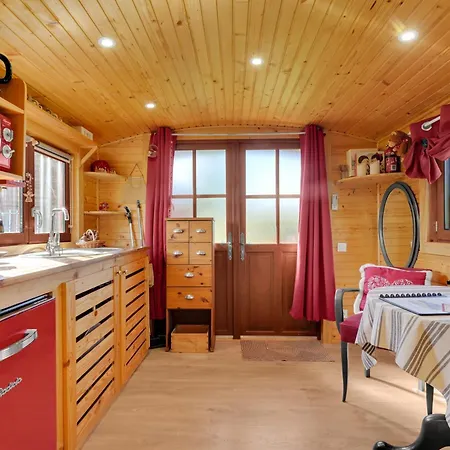 La Roulotte Du Cagire - 4 Pers - Pyrenees 컨트리하우스 *